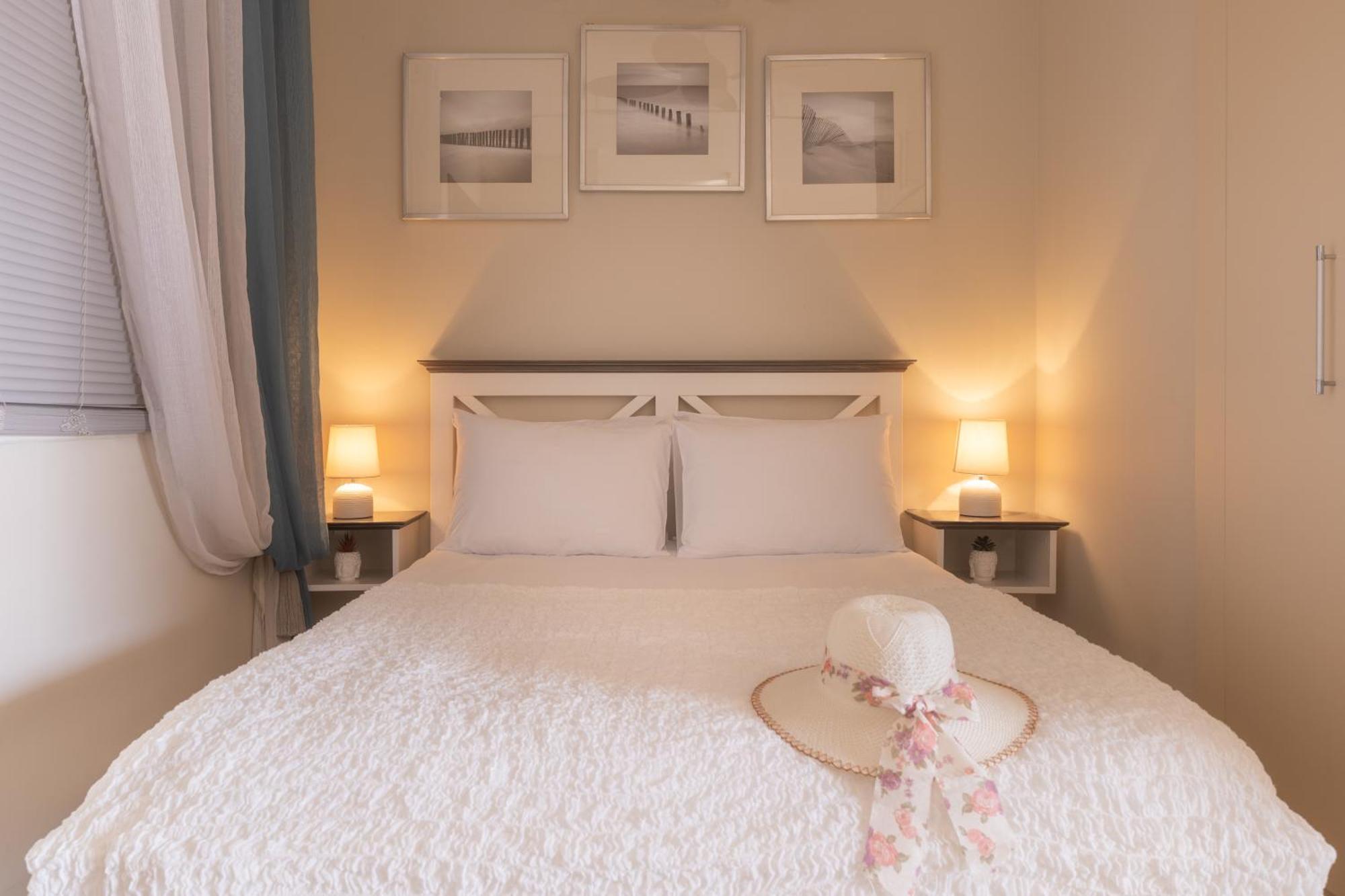 Thalassa Beach Resort & Spa Retreat Vokolidha الغرفة الصورة